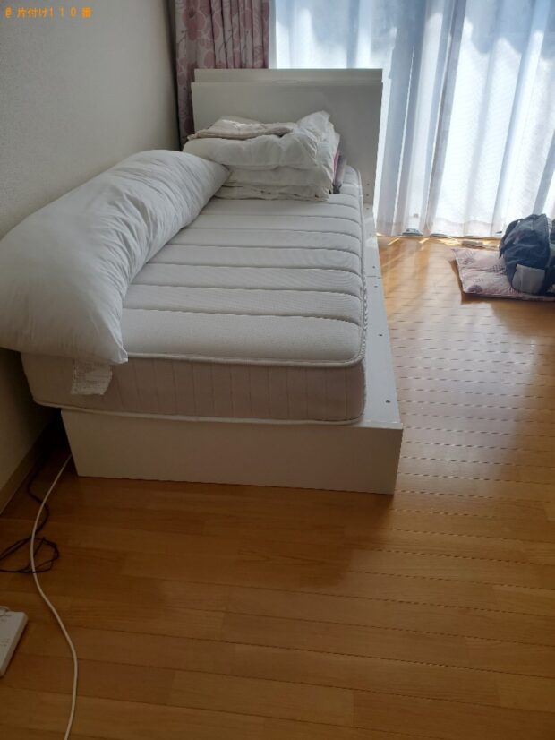 【岡山市北区】マットレス付きシングルベッド、布団の回収・処分