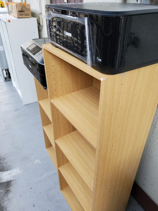 【岡山市北区】冷蔵庫、本棚、カラーボックス、掃除機等の回収・処分