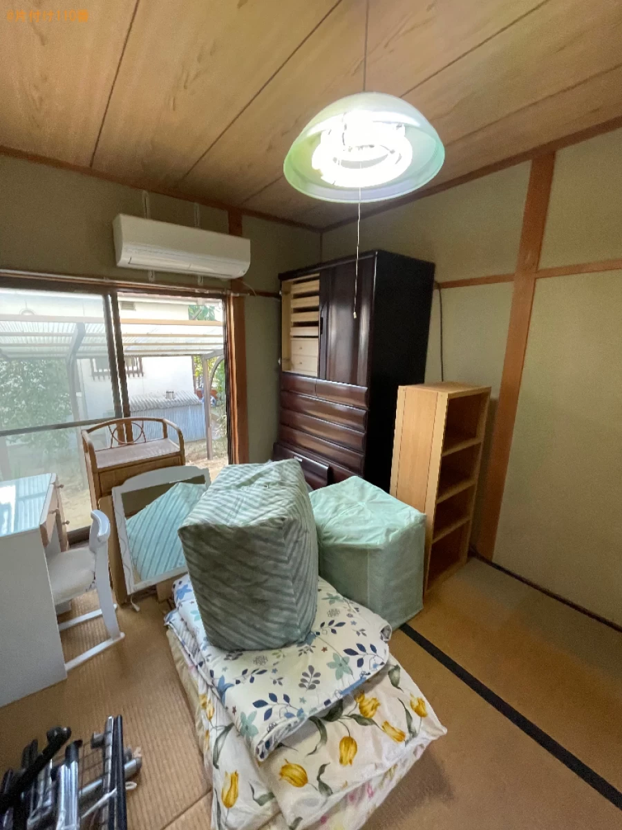 【岡山市東区】四人用ダイニングテーブル、洗濯機、食器棚等の回収
