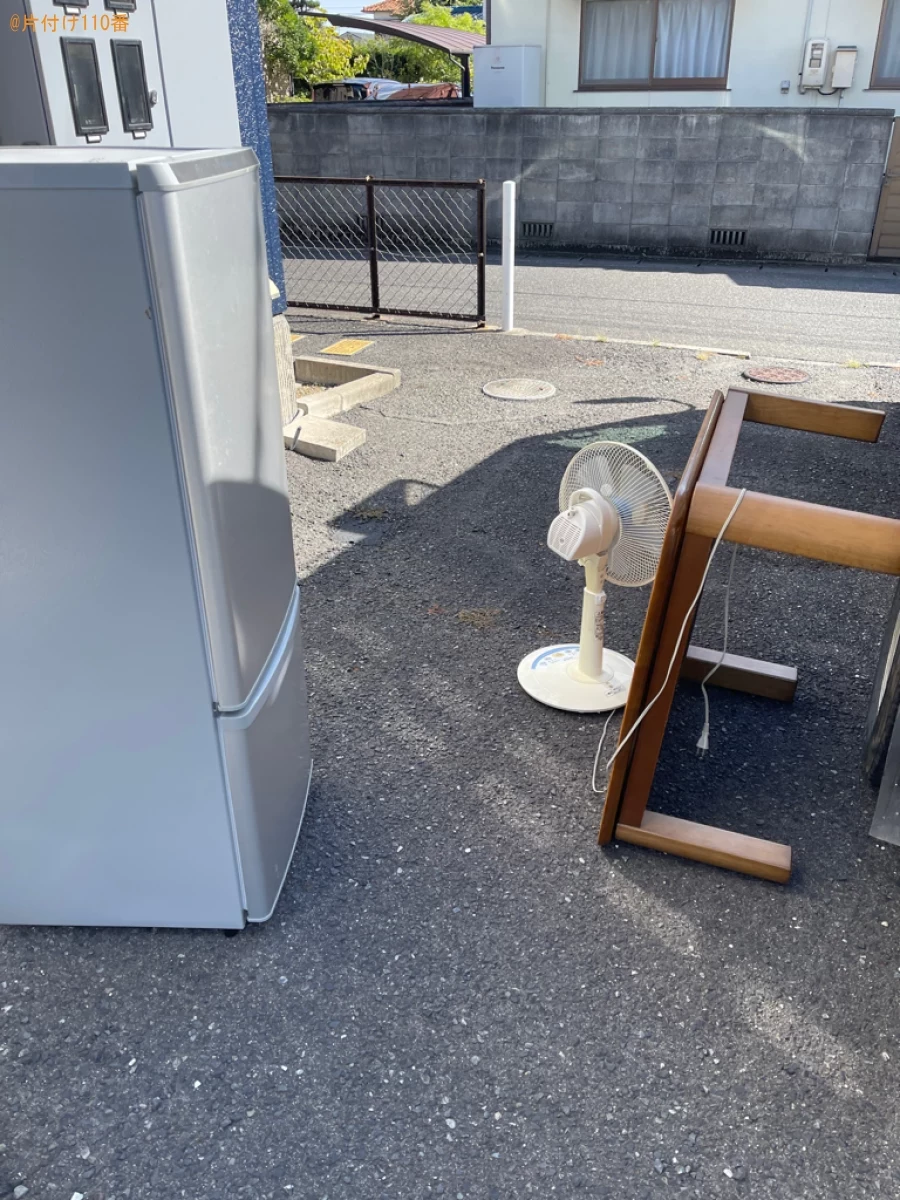 【岡山市北区】冷蔵庫、扇風機、テーブル、テレビ台の回収・処分