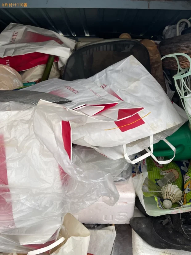 【岡山市中区】物置の中にある不用品（椅子、たらい、靴等）の回収
