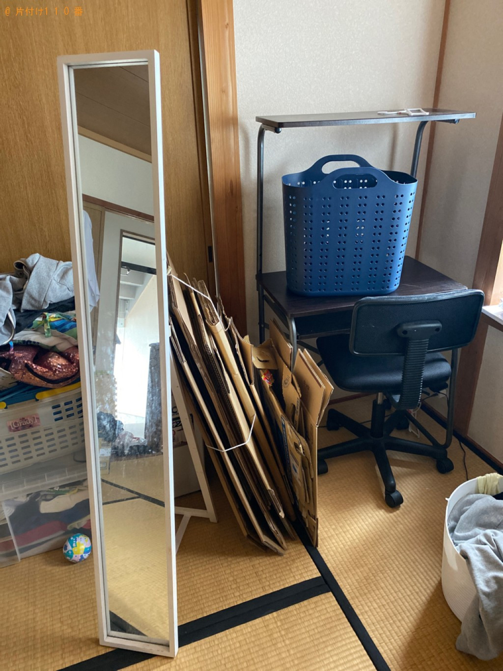 PCデスク、椅子、チャイルドシート、扇風機、風呂の蓋等の回収