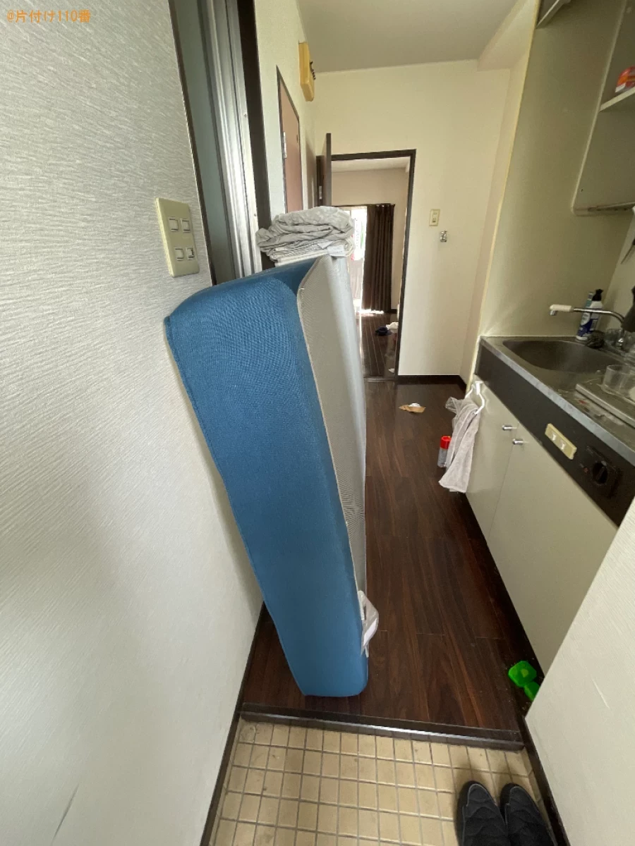 【倉敷市老松町】セミダブルマットレス、保護カバー、シーツの回収